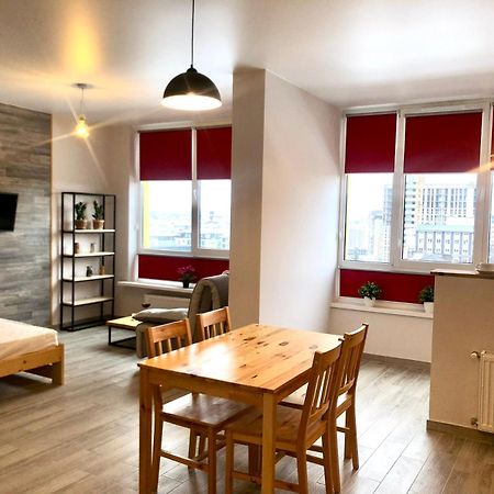 Osapart Cozy Apartment In A Complex Semycvit Lviv Extérieur photo