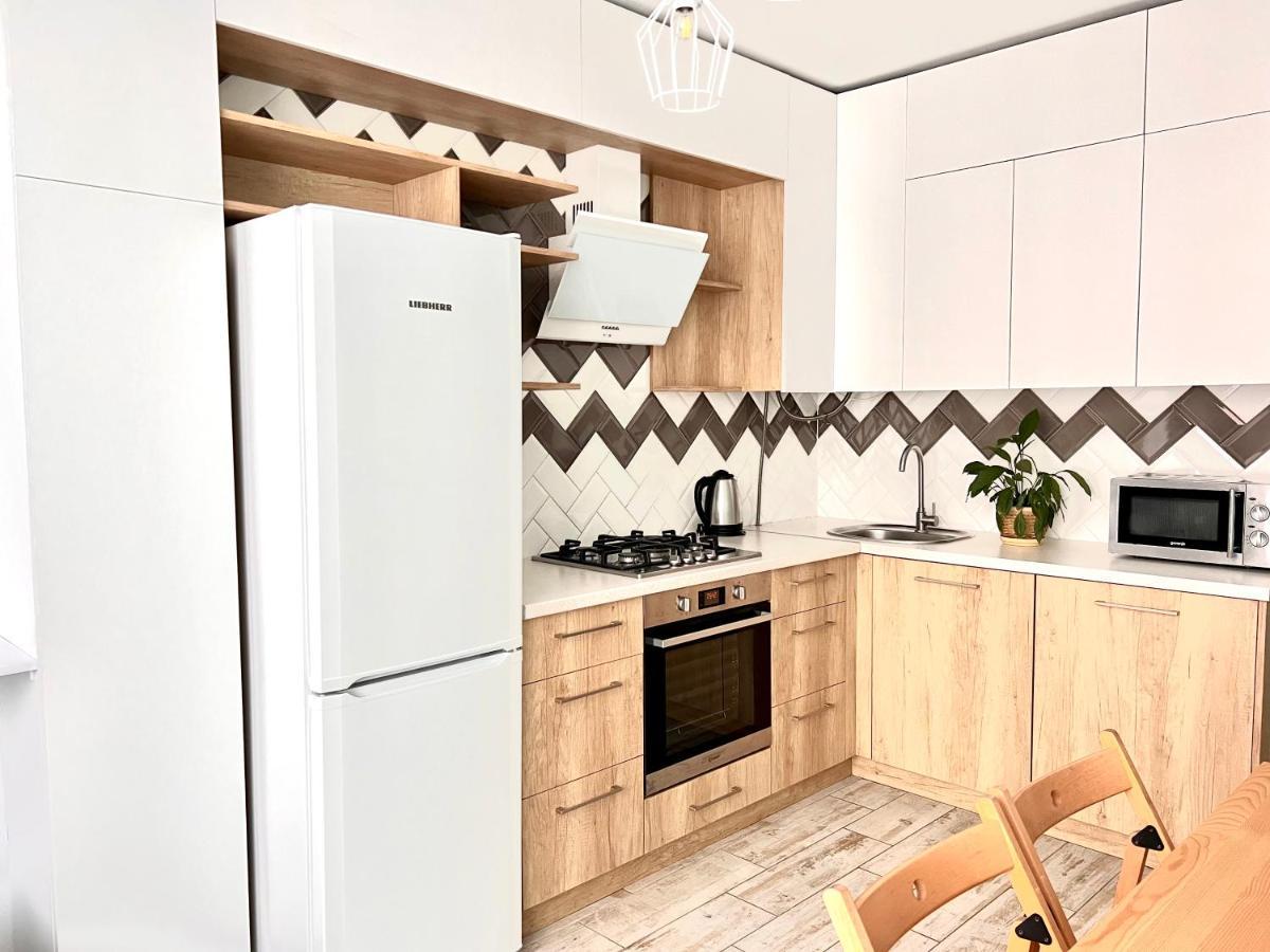 Osapart Cozy Apartment In A Complex Semycvit Lviv Extérieur photo
