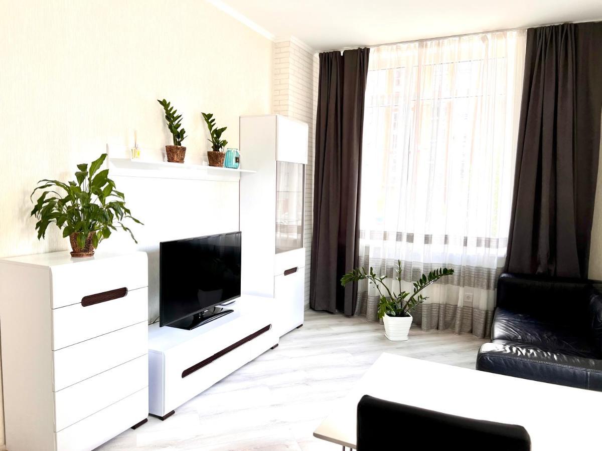 Osapart Cozy Apartment In A Complex Semycvit Lviv Extérieur photo