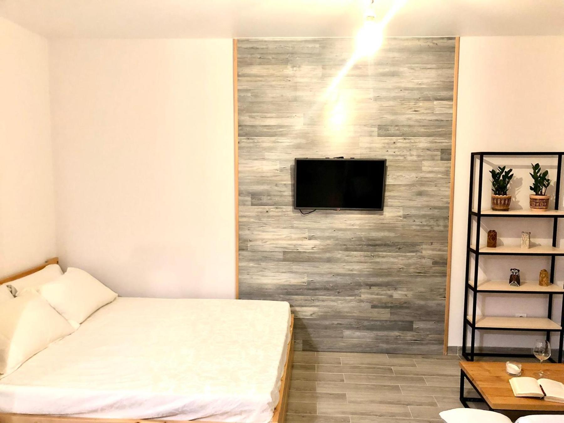 Osapart Cozy Apartment In A Complex Semycvit Lviv Extérieur photo